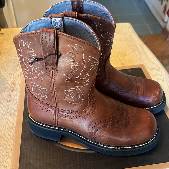NEW Ariat Fatbaby saddle women’s boots - Picture 2 of 10